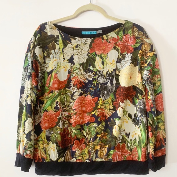 Alice + Olivia Tops - Alice + Olivia Navy Silk Floral Print Pullover Top